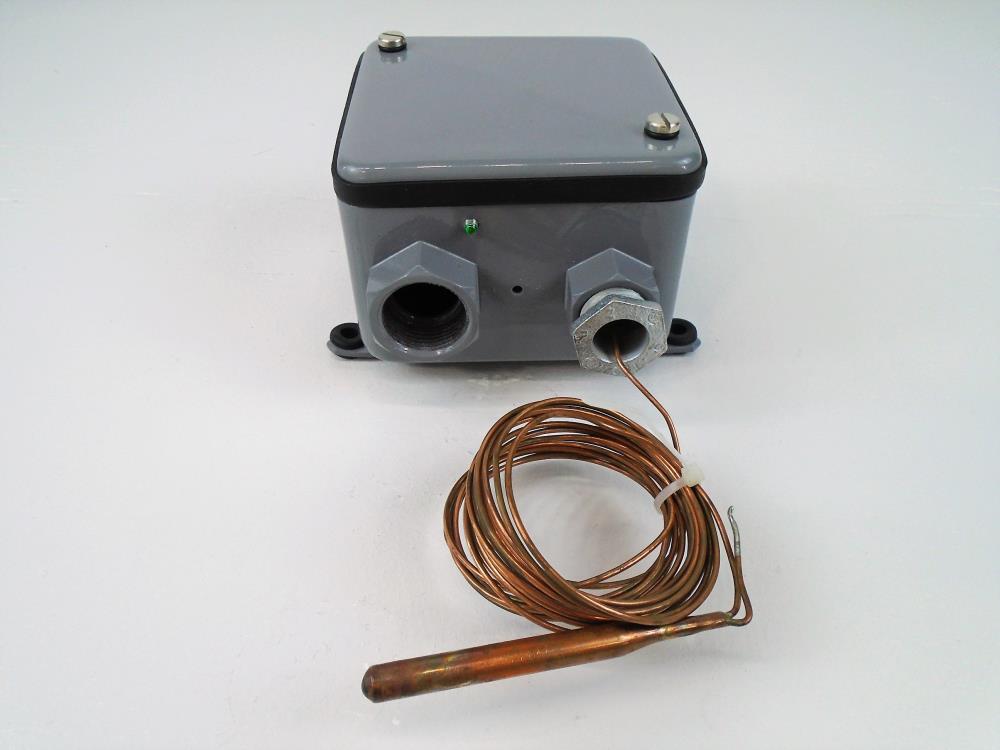 Johnson Controls A19ANC-2 Industrial Thermostat W/ Rainproof Enclosure